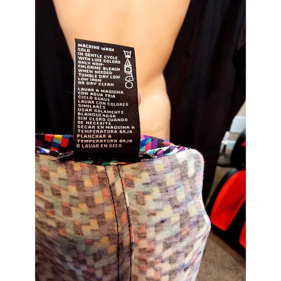 Premise Multicolor Top with Shark Bite Hem - Size XXL - Picture 5 of 7